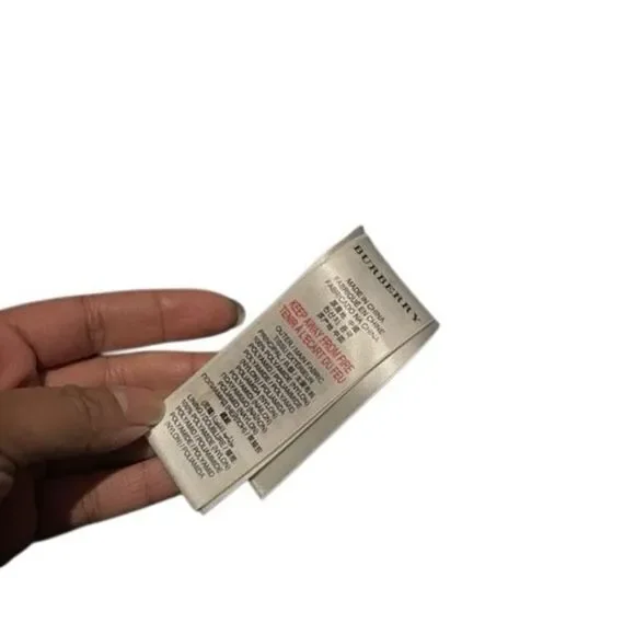 BURBERRY CAMO PUFFER JACKET BLUE BLACK YOUTH SIZE 5Y - Picture 6 of 7